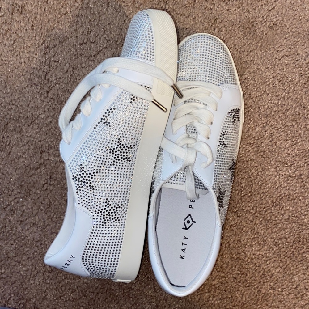 Sneakers sage Katy Perry 9